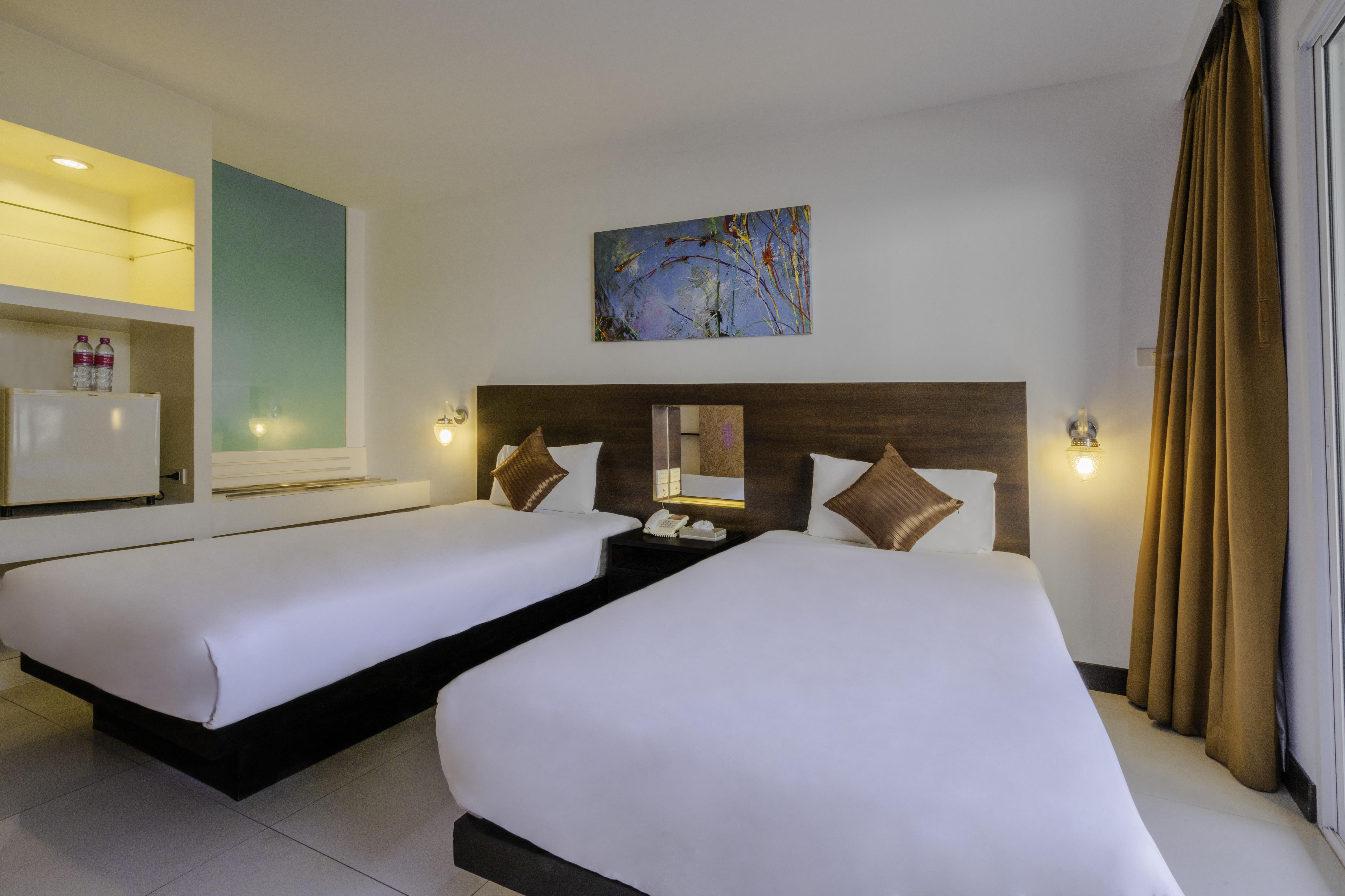 Baron Beach Hotel Pattaja Kültér fotó