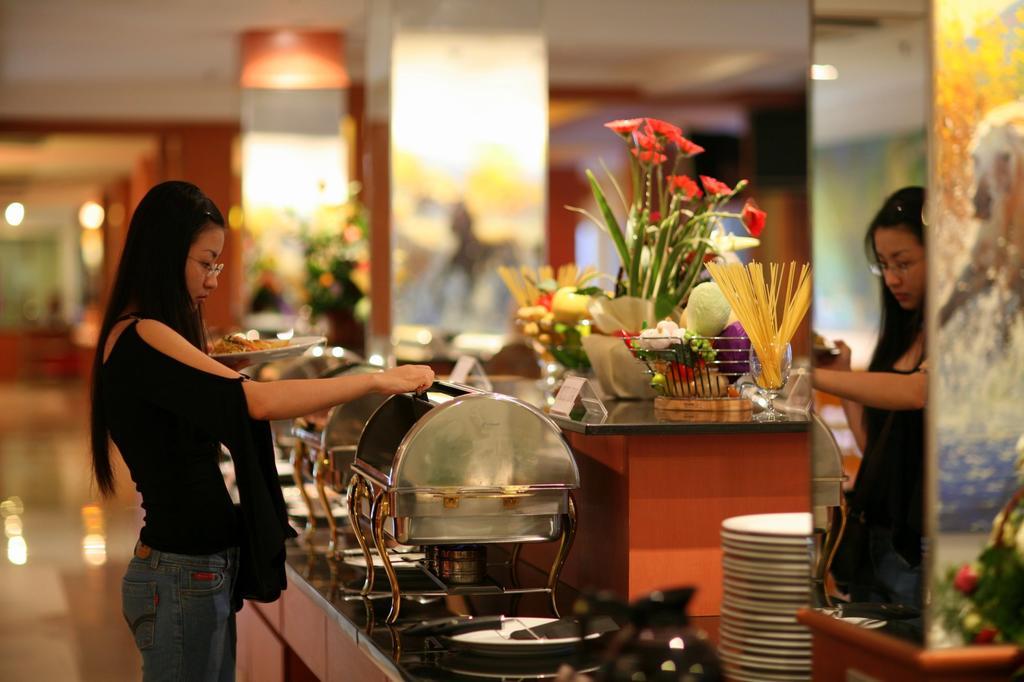 Baron Beach Hotel Pattaja Kültér fotó