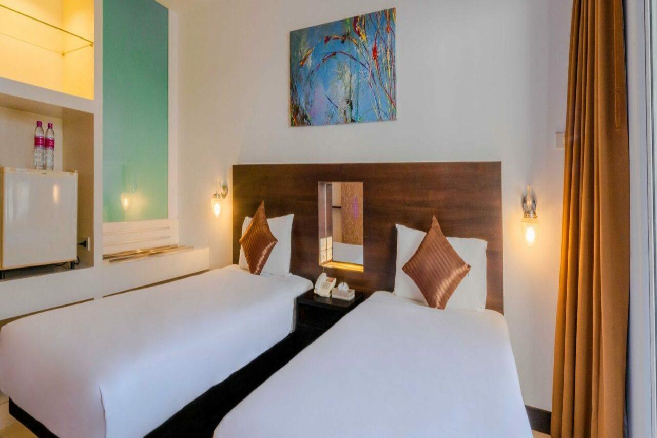Baron Beach Hotel Pattaja Kültér fotó