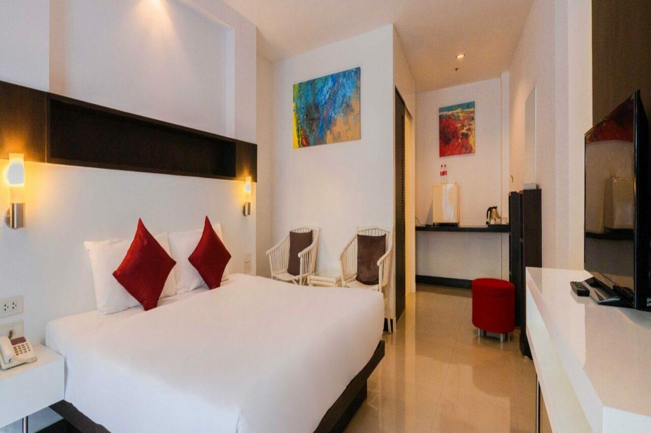 Baron Beach Hotel Pattaja Kültér fotó